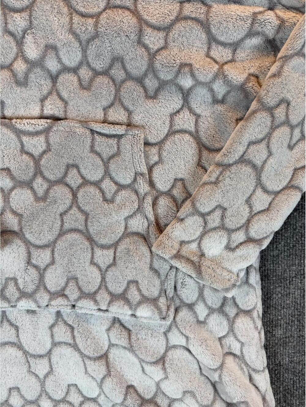 Disney Cozy Faux Fur Hooded Pullover Long Sweatshirt Medium - Mickey Mouse Print - Picture 2 of 7